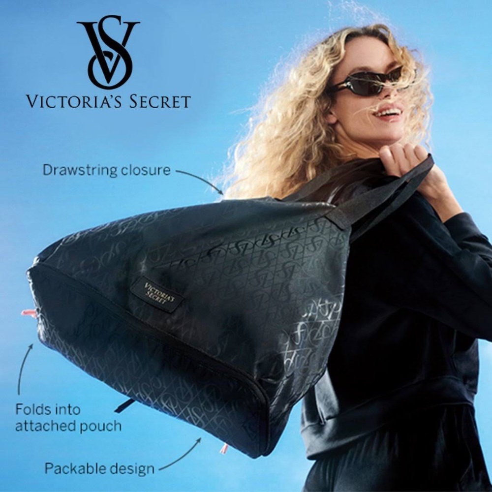 NWT Victoria’s secret Weekend Tote Bag